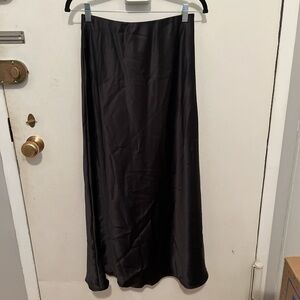 Amazon Silk Maxi Skirt | Sz. M | Gently worn